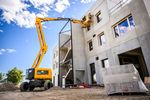 Boom Lifts Explained: Overview, Working Basics, and Safety Insights